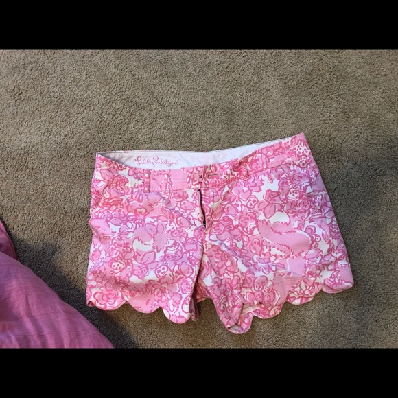 Lilly Pulitzer Buttercup Short - Picture 1 of 5